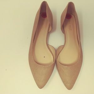 Nine West Tan pointy toe flats